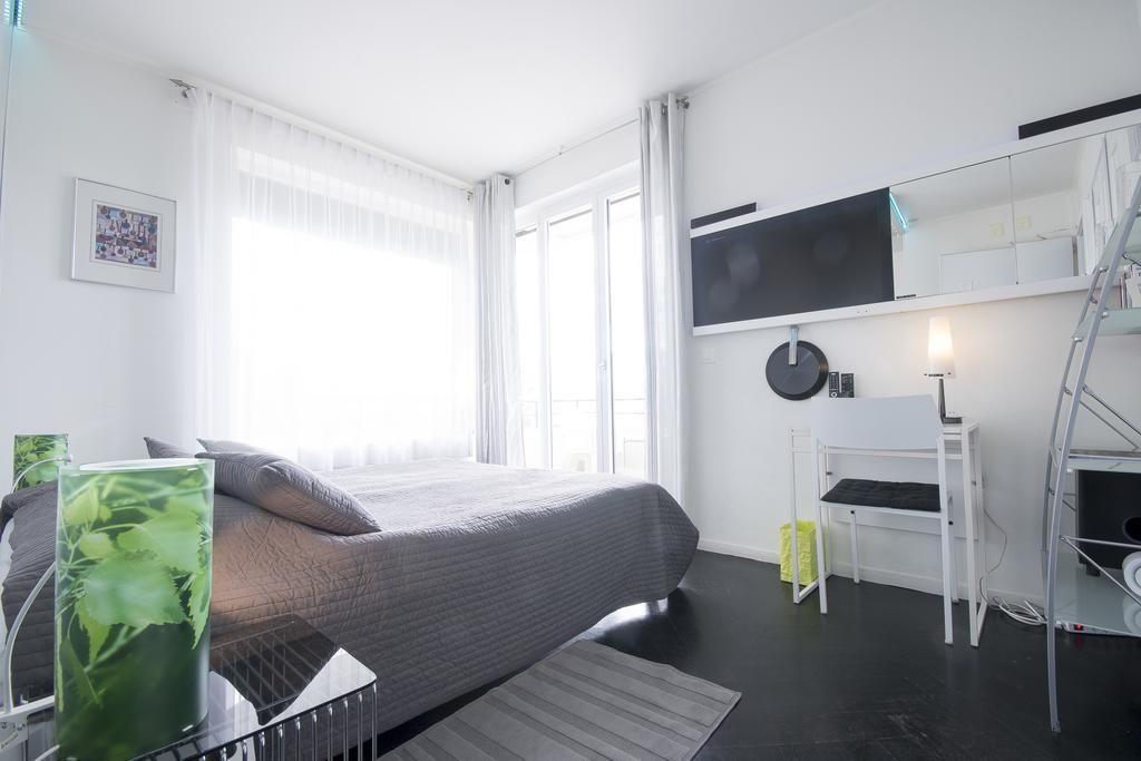 Bnb Belalp Монтрьо Екстериор снимка